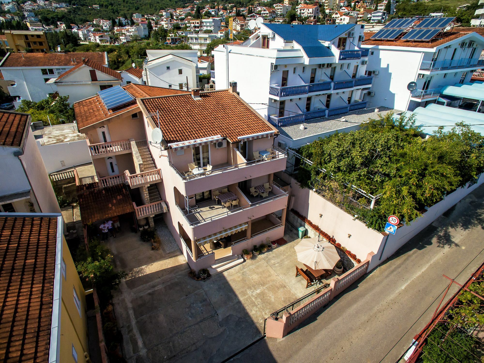 Glavanovic * Bar